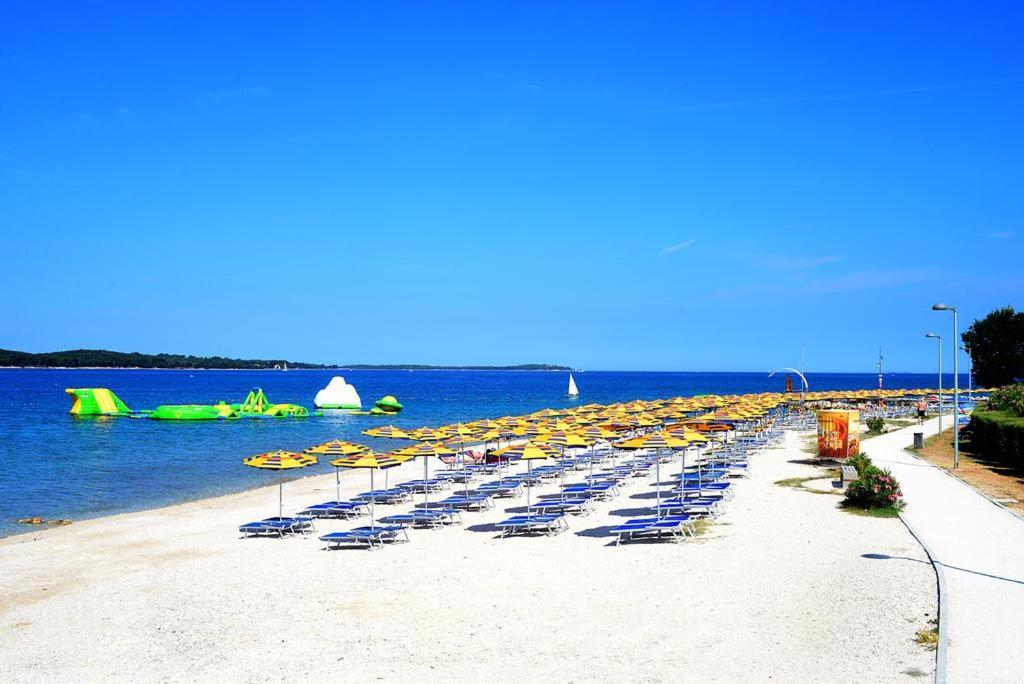 Brijunisol - 3 Apartments Top Position Near The Beautiful Beach Fažana Exteriér fotografie