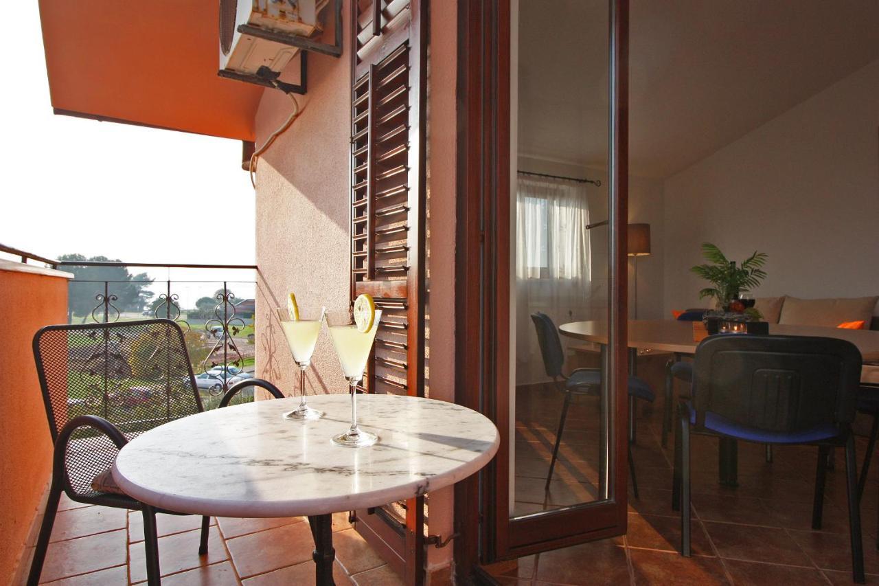 Brijunisol - 3 Apartments Top Position Near The Beautiful Beach Fažana Exteriér fotografie