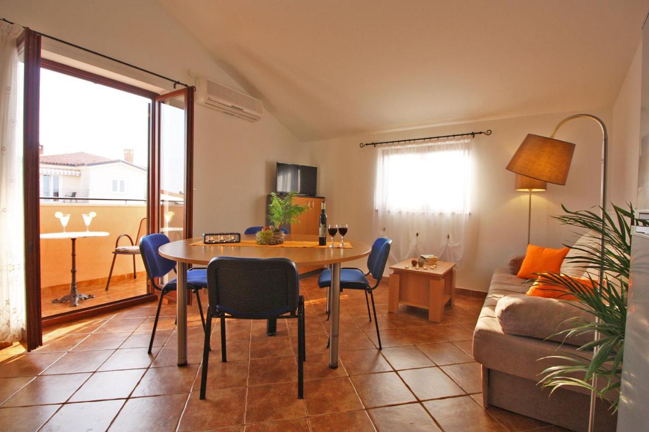 Brijunisol - 3 Apartments Top Position Near The Beautiful Beach Fažana Exteriér fotografie